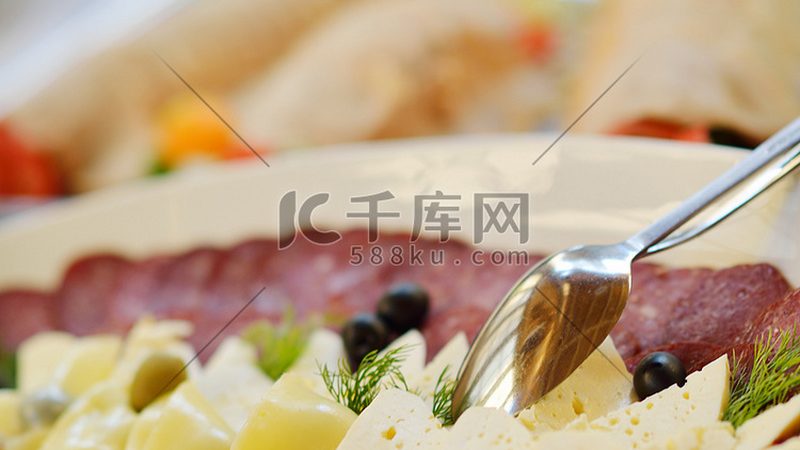 要保证预制菜的冷链运输效果，以下几个关键指标不容忽视：